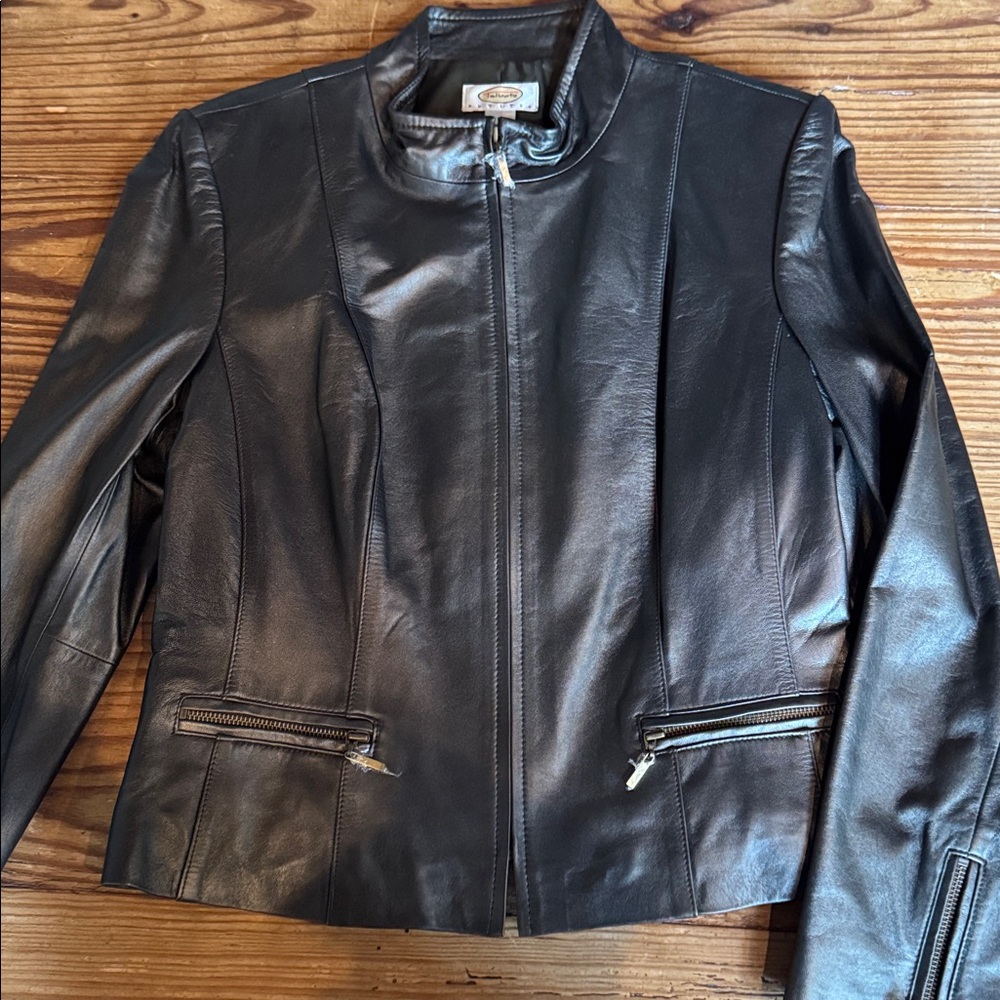 Talbots Classic Metallic Black/Dark Gray Zip-up Leather Jacket w/2 front pockets